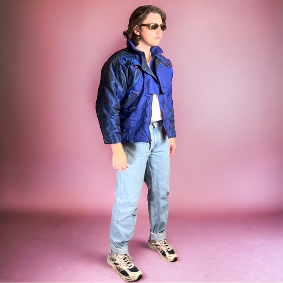 Meet your Posher, Dylan - Picture 3 of 7